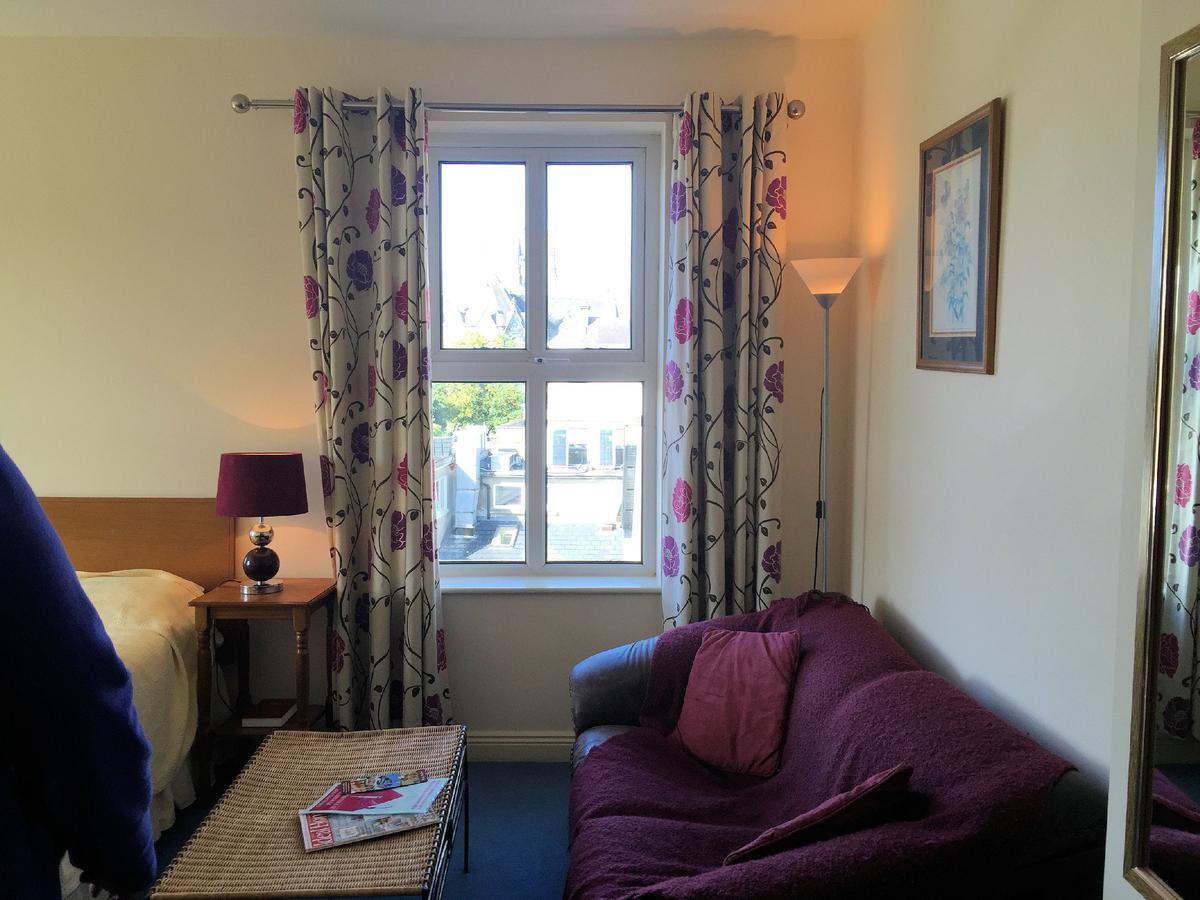 O Donovans Hotel Clonakilty Room photo